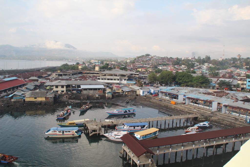 Hotel Celebes Manado Exterior photo